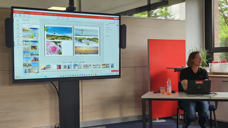 Am Nachmittag wurde intensiv mit der CEWE-Software gearbeitet Am Nachmittag wurde intensiv mit der CEWE-Software gearbeitet